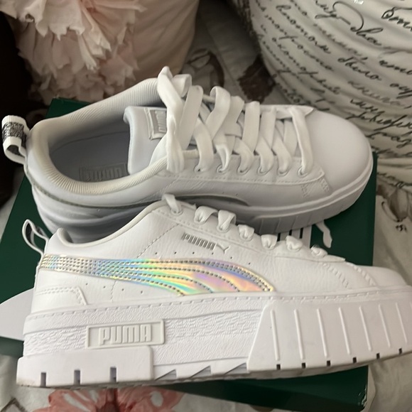 Puma Sneakers​ - Picture 4 of 8